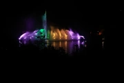 Na hladině Konventského rybníka se zjevila jedinečná světelná fontána