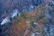 Zřícenina hradu Pyšolec - Pohled na zřícenina hradu Pyšolec z dronu