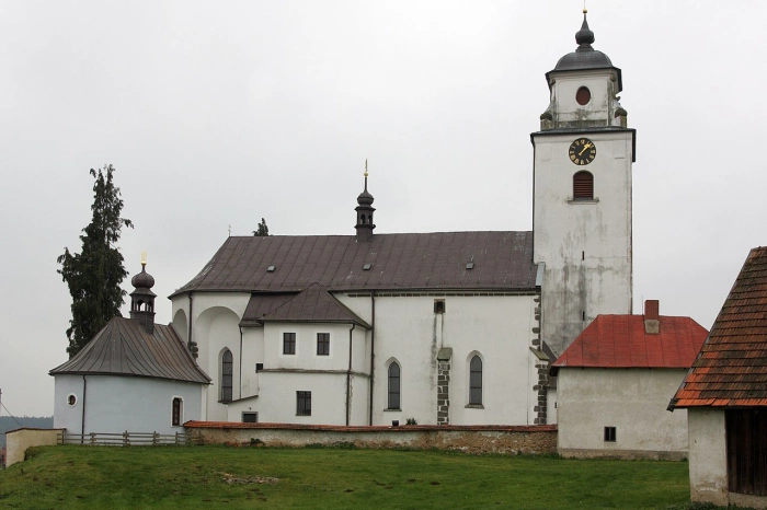 Kostel Nanebevzetí Panny Marie - 1280 x 960